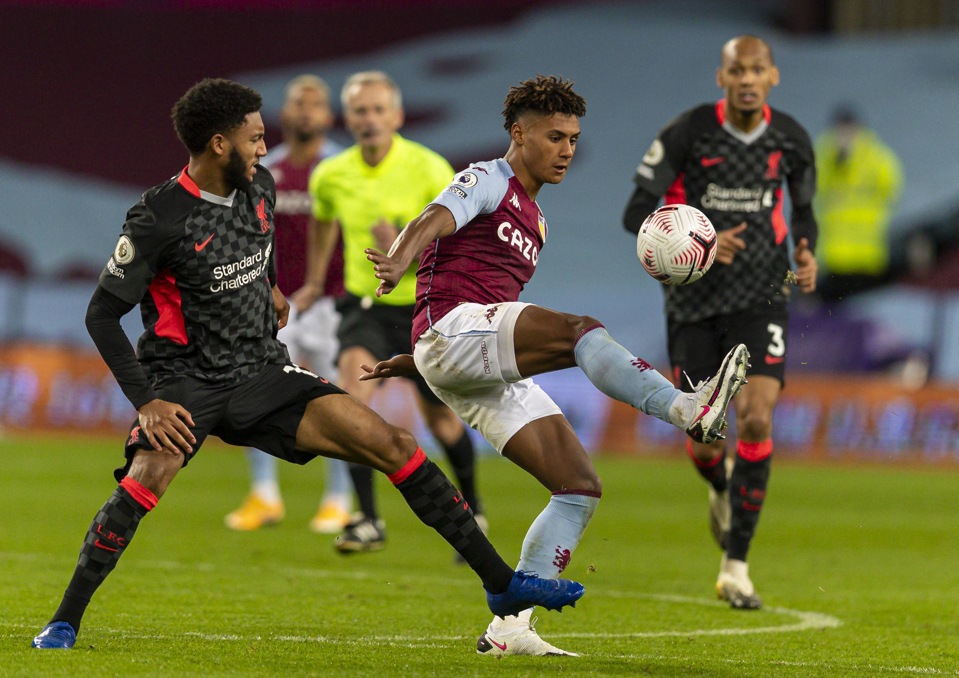 疑成为全场 疑成为全场